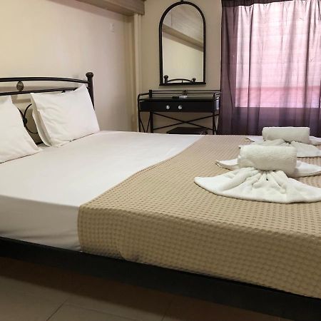 Nikolakakis Rooms Lavrio Экстерьер фото