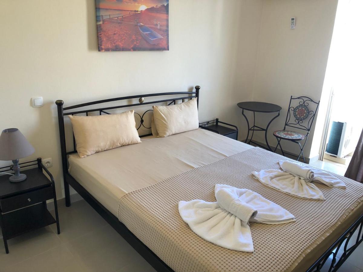 Nikolakakis Rooms Lavrio Экстерьер фото