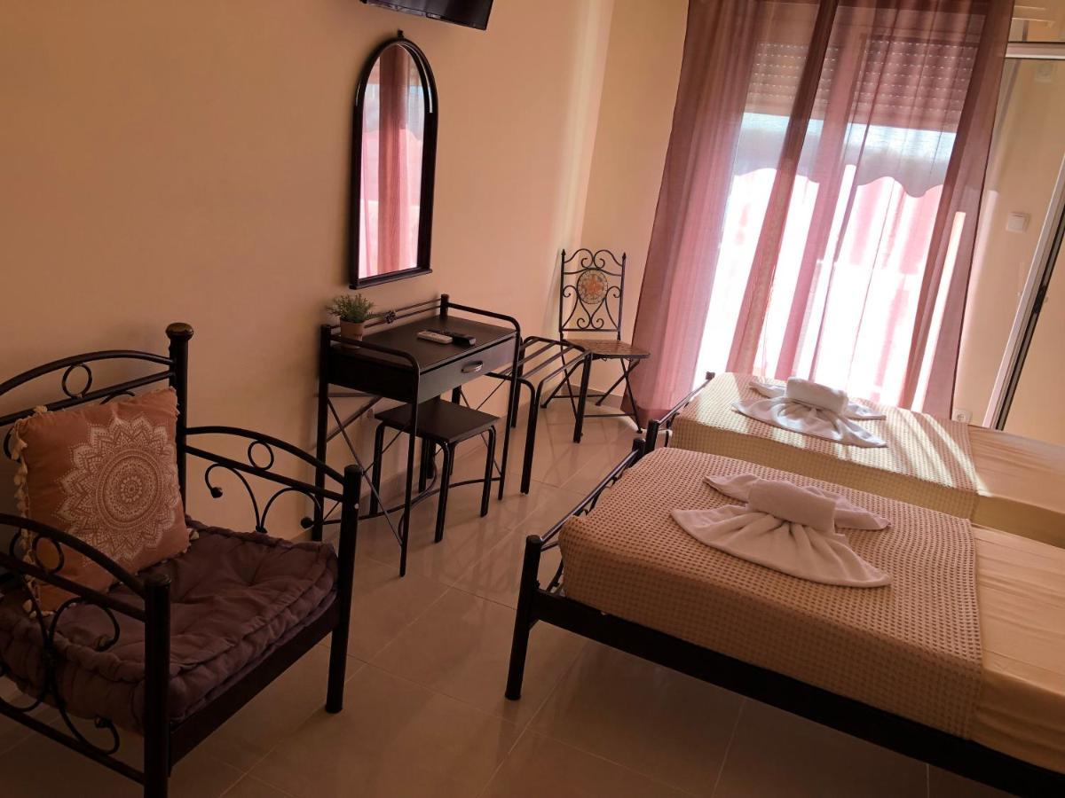 Nikolakakis Rooms Lavrio Экстерьер фото