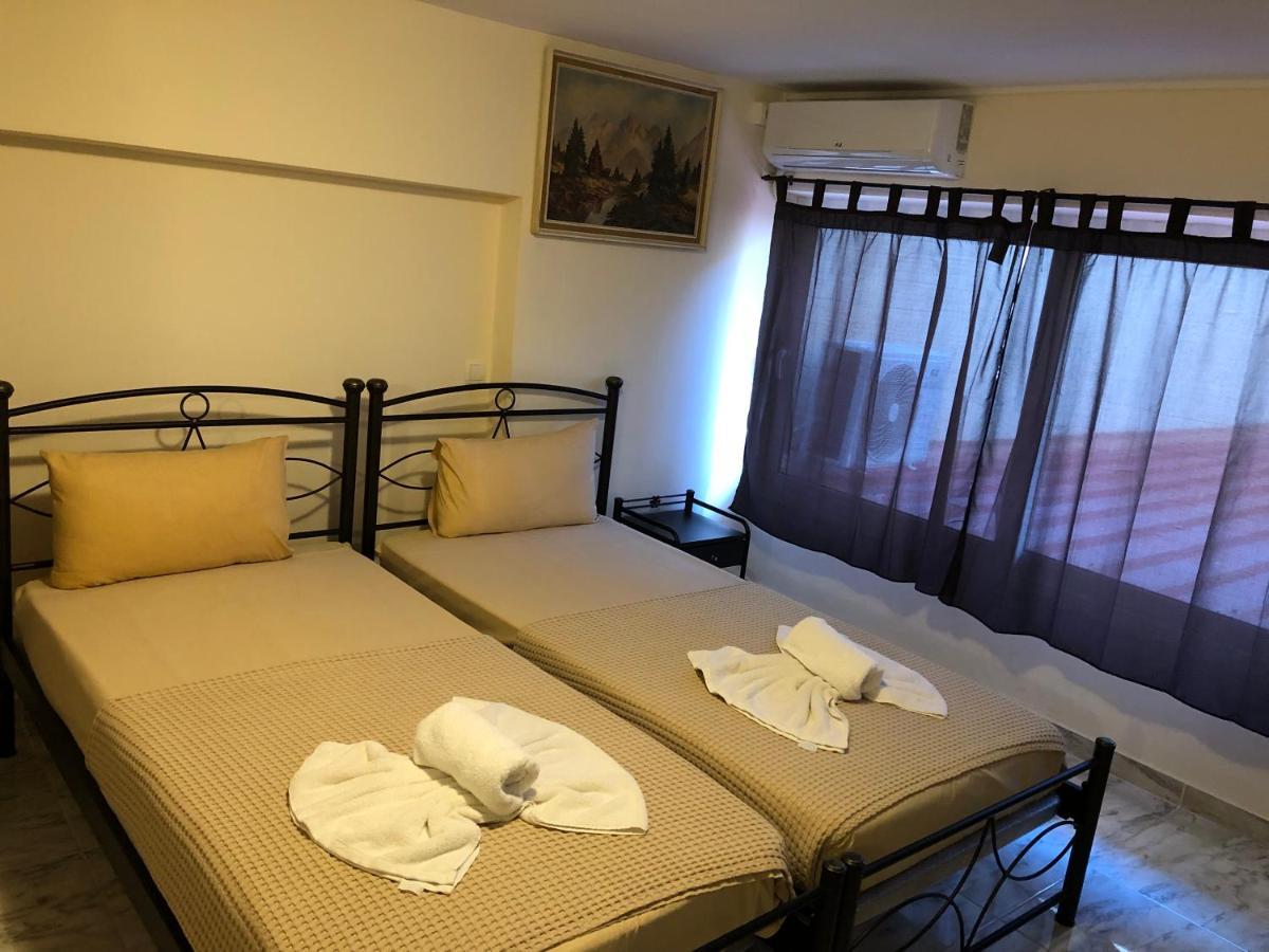 Nikolakakis Rooms Lavrio Экстерьер фото