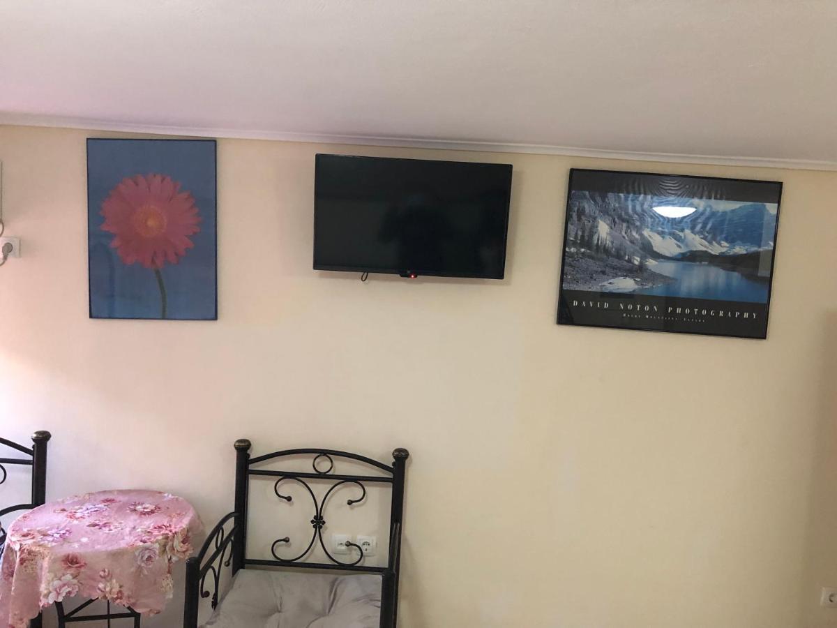 Nikolakakis Rooms Lavrio Экстерьер фото