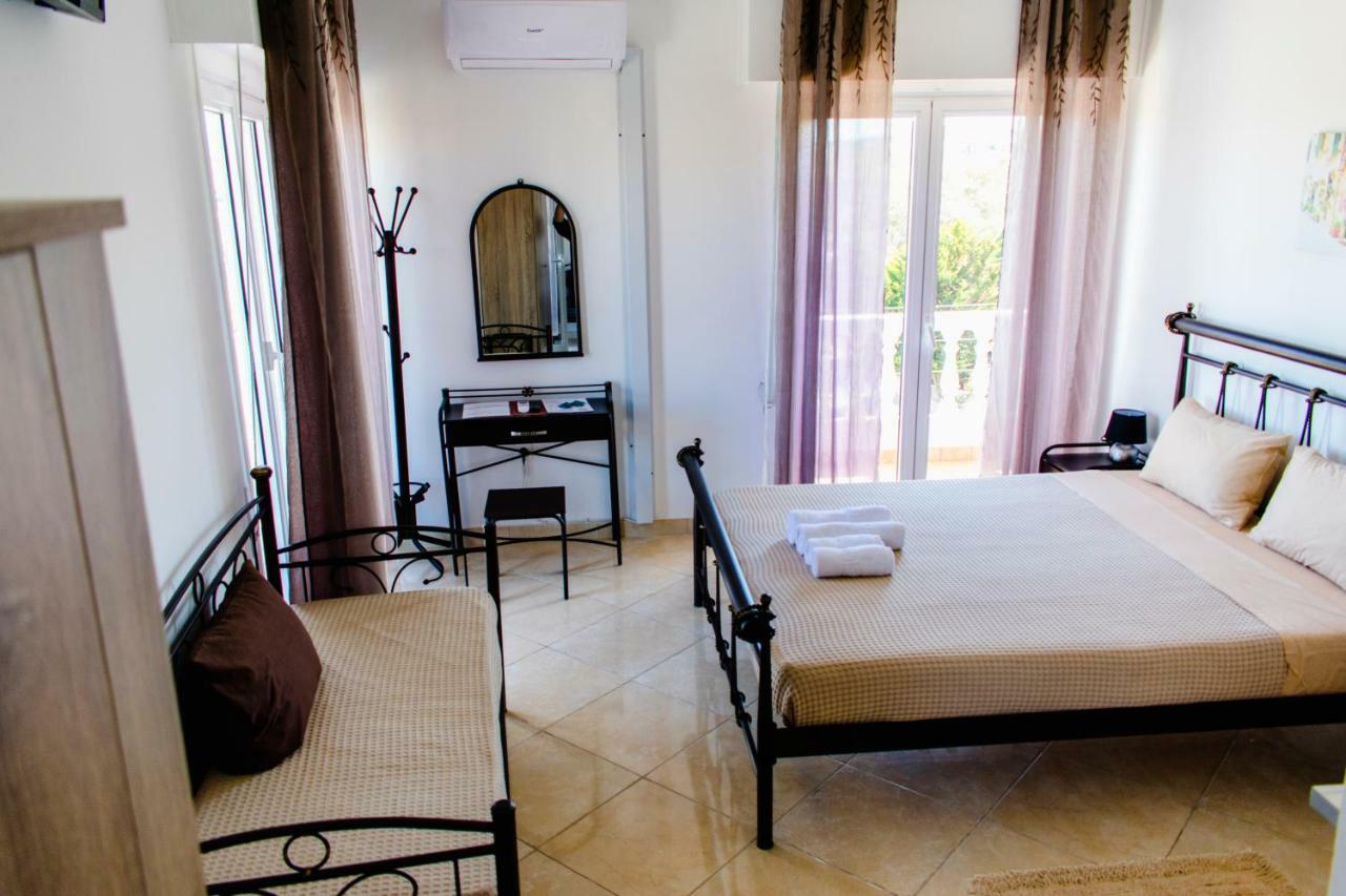 Nikolakakis Rooms Lavrio Экстерьер фото