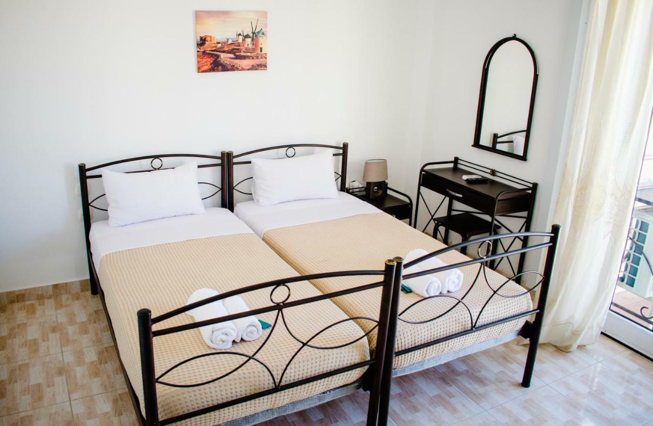 Nikolakakis Rooms Lavrio Экстерьер фото
