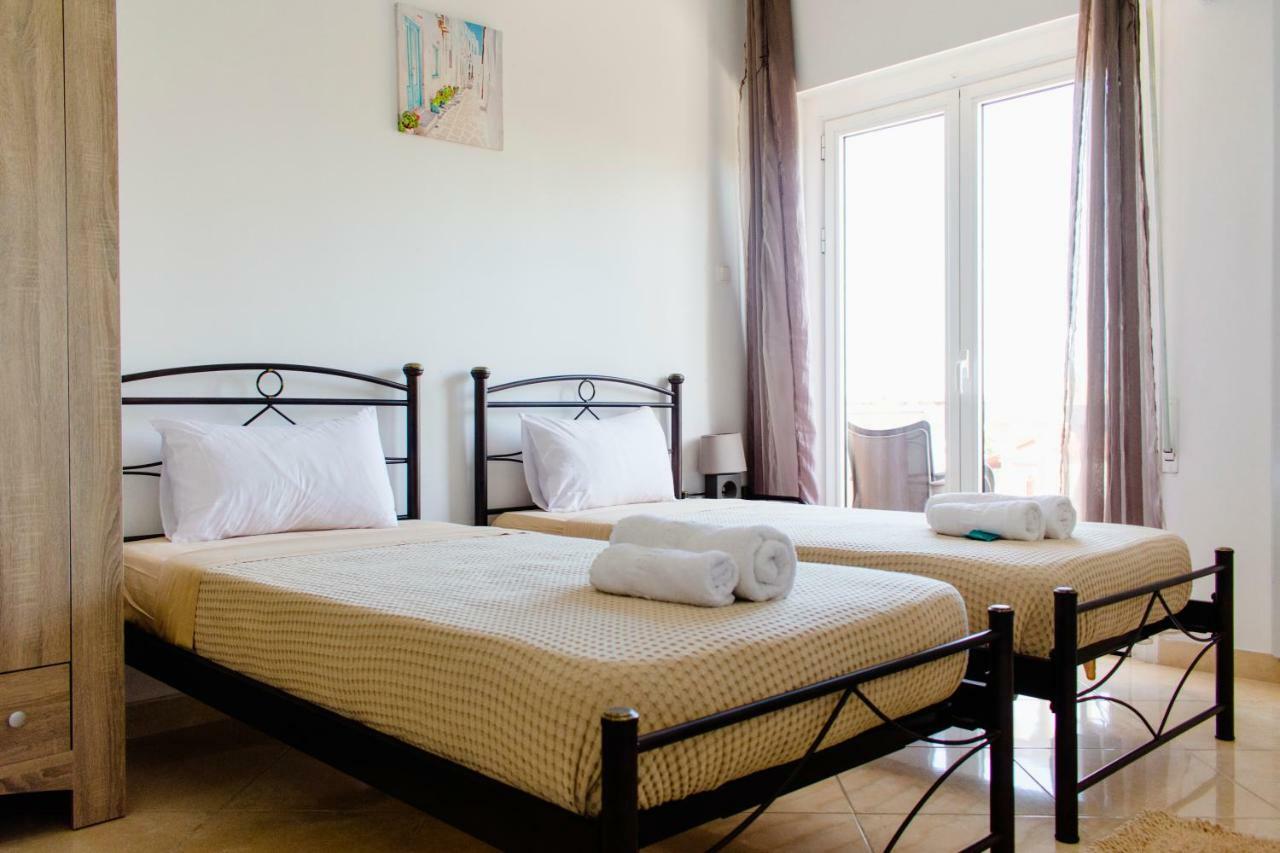 Nikolakakis Rooms Lavrio Экстерьер фото